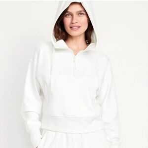 Old Navy active dynamic fleece white hoodie 🤍